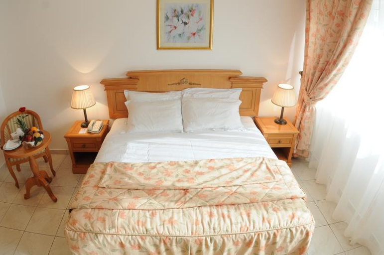 Bedroom 15