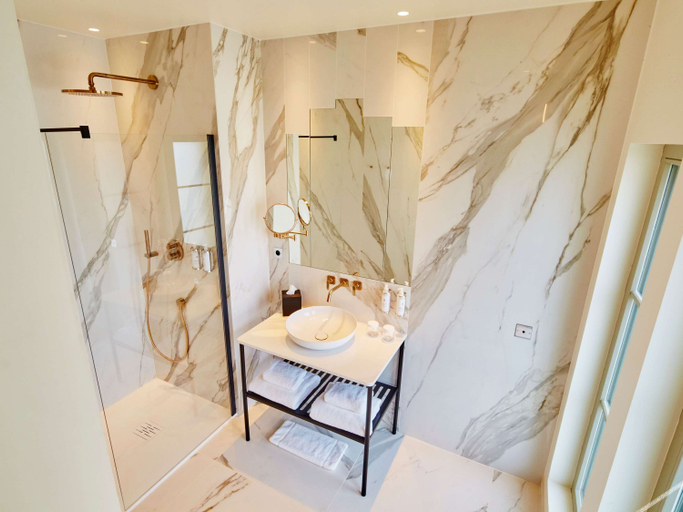 Bathroom 4, La Licorne Hotel & Spa Troyes - MGallery Collection, Aube