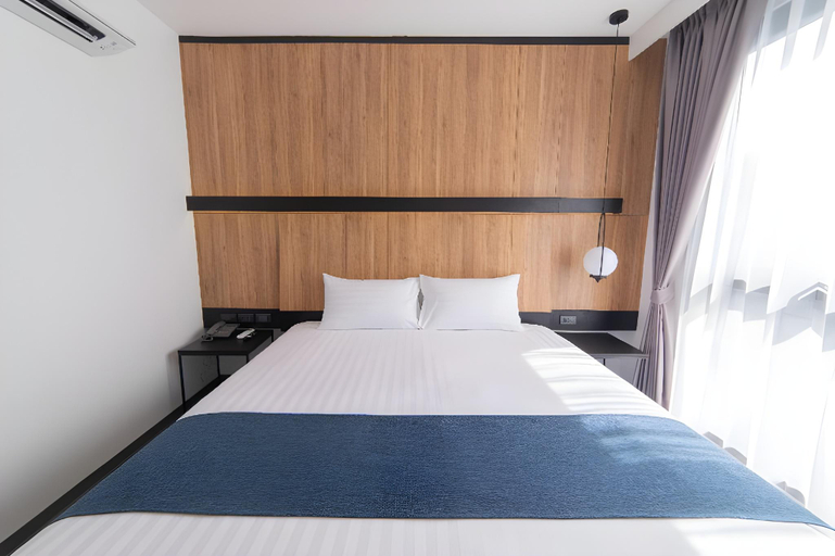 Bedroom 12