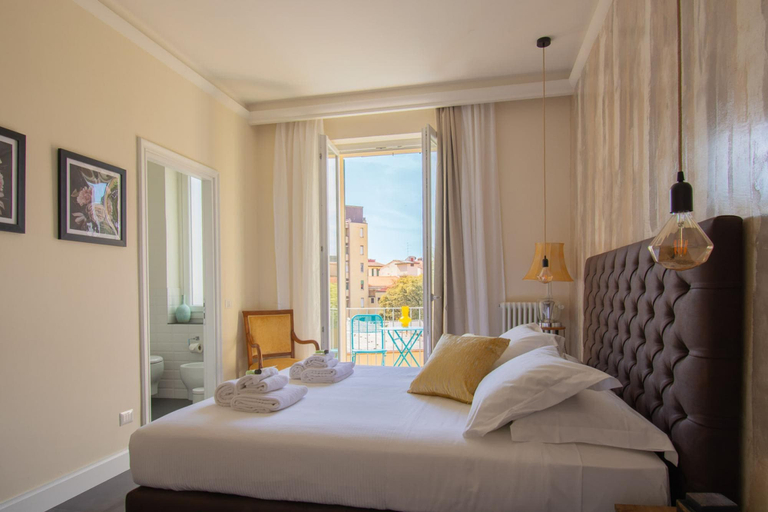 Others 3, Leopolda Chambre in Florence, Florence