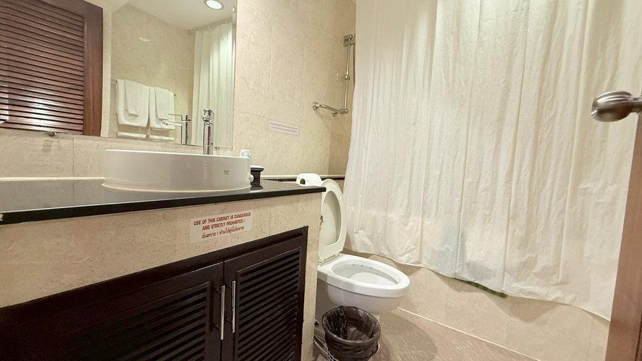 Bathroom 3