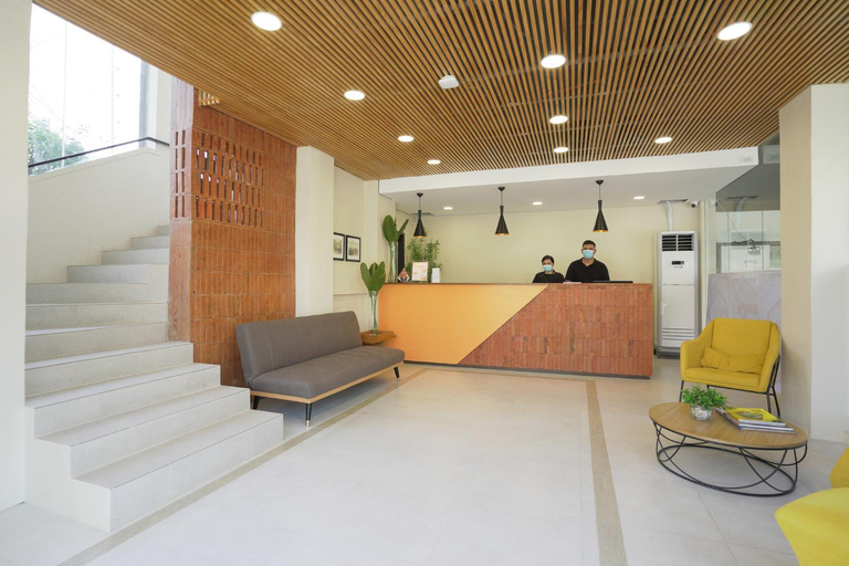 Public Area 2, Travelbee Airport Inn, Lapu-Lapu City