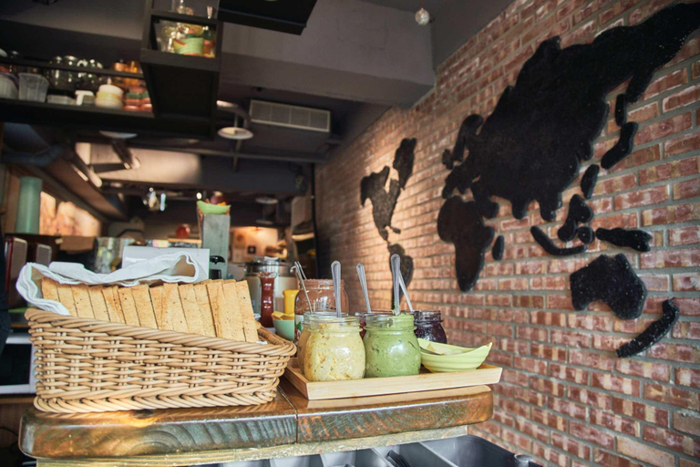 Food & Drinks 4, Formosa 101 Hostel, Taipei City