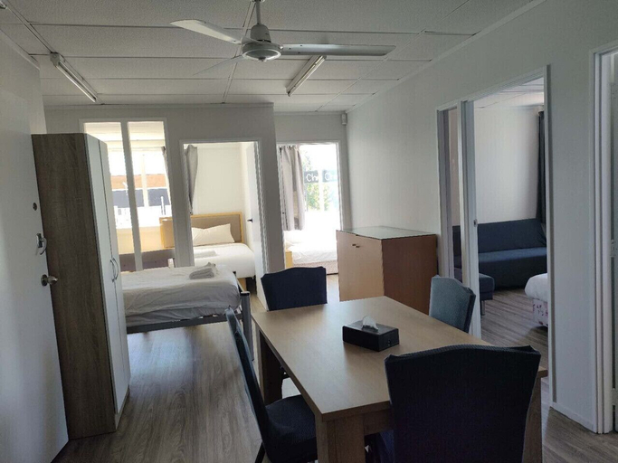 Others 4, 2 Double 5 Single 2 Sofa Beds Suite 1, Waitakere