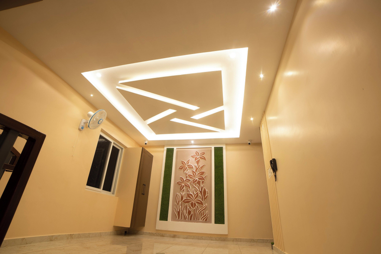 Others 5, MURALI KRISHNA APART HOTEL, East Godavari