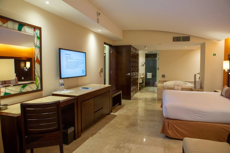 Bedroom 3, Hotel Azul Ixtapa Grand Resort Spa and Convention Center, José Azueta