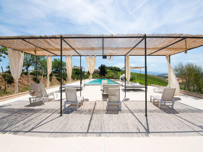 Others 5, Apartment in Grottammare with Jacuzzi Garden, Ascoli Piceno