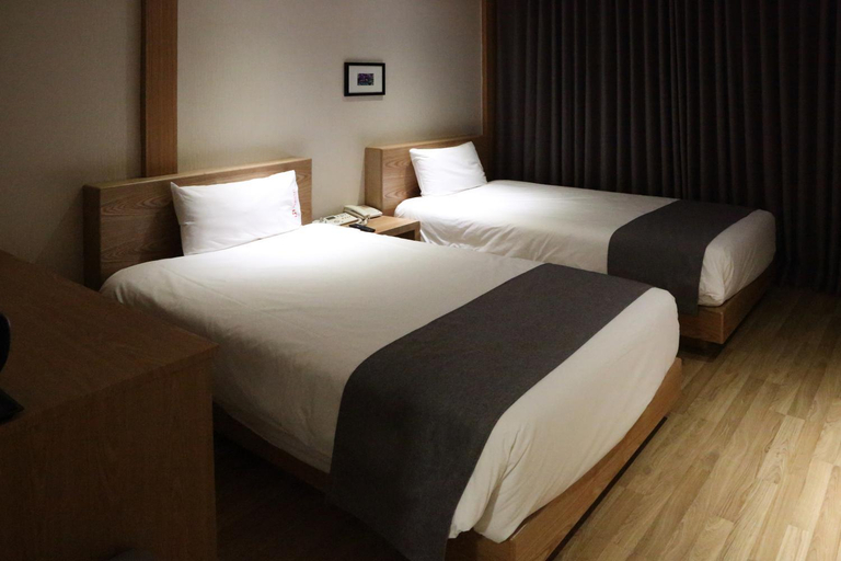 Bedroom 2, Incheon the Hotel Yeongjong, Jung