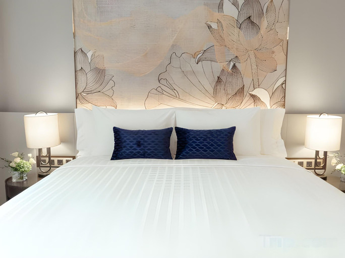 Bedroom 13