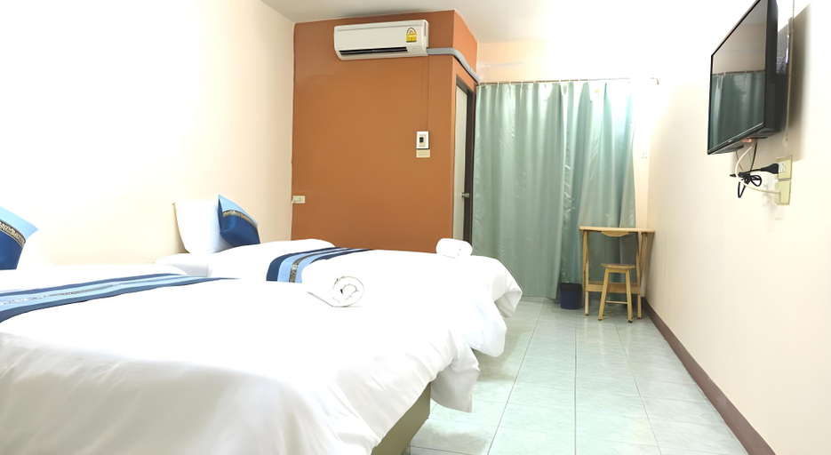 Bedroom 16