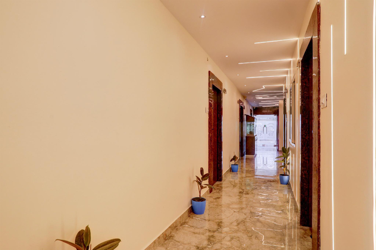 Others 2, Super Townhouse Khammam Formerly Bluemoon, Khammam