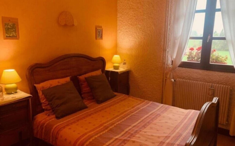 Bedroom 3, Le Castel Blanc, Doubs