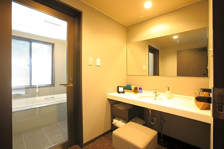 Bathroom 5, GRANDVRIO RESORT ISHIGAKIJIMA Ocean’s Wing & Villa Garden, Ishigaki