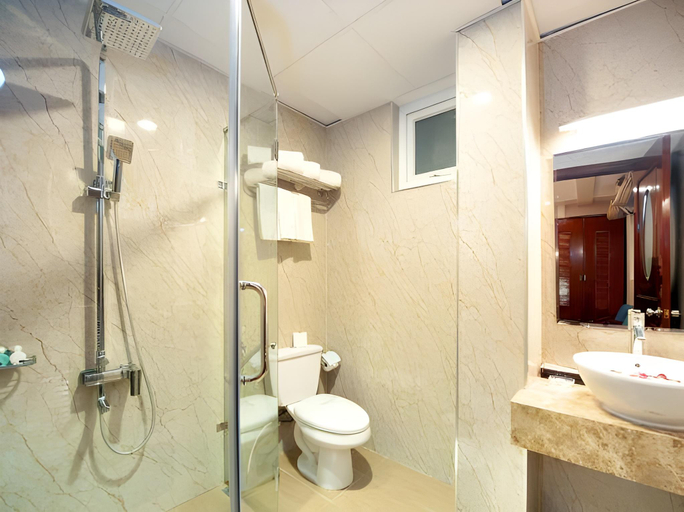 Bathroom 3