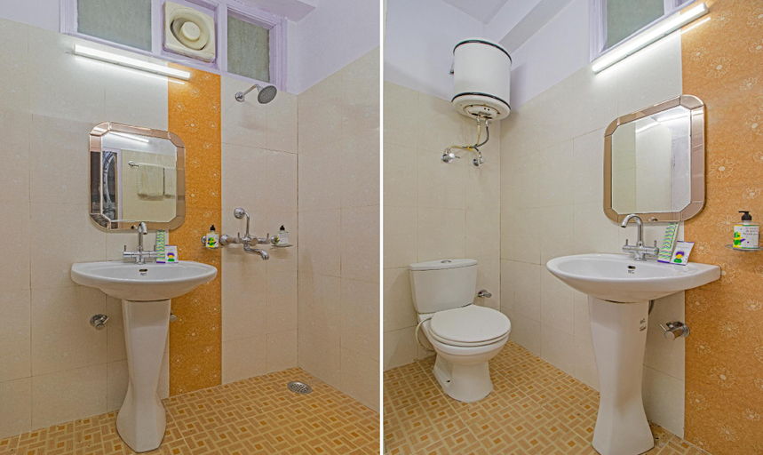 Bathroom 5, Itsy Hotels Peak View, 300 Mts From Mall Road, Dehradun
