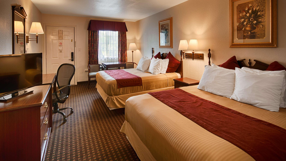 Bedroom 3, Best Western Johnson City Inn, Blanco