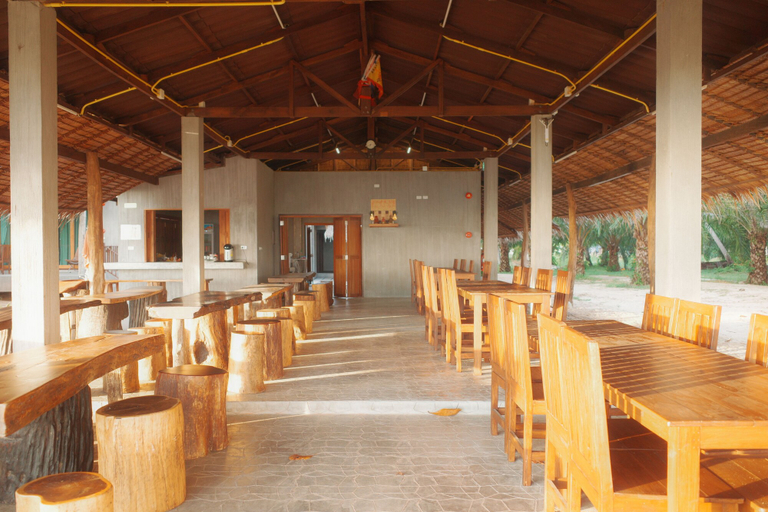 Food & Drinks 4, Laemsui Beach, Chaiya