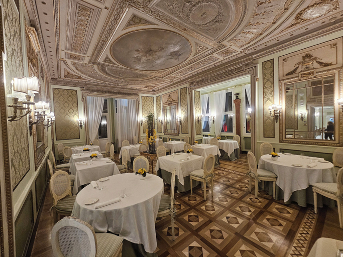 Food & Drinks 5, Bristol Palace Hotel, Genova
