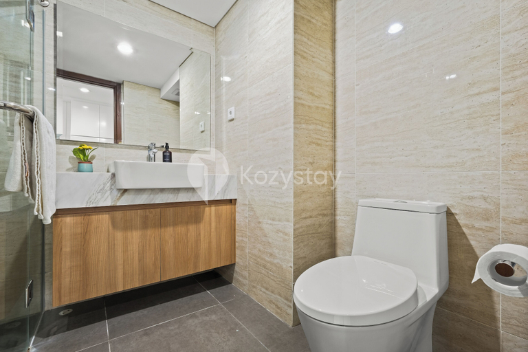 Bathroom 5, Senso by Kozystay - Tanjung Barat, South Jakarta