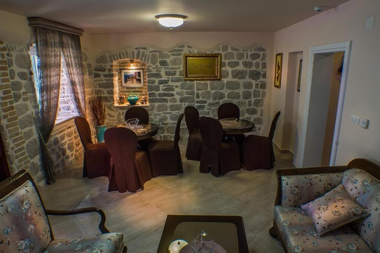 Others 5, CASA DEL SOL ROZALIA