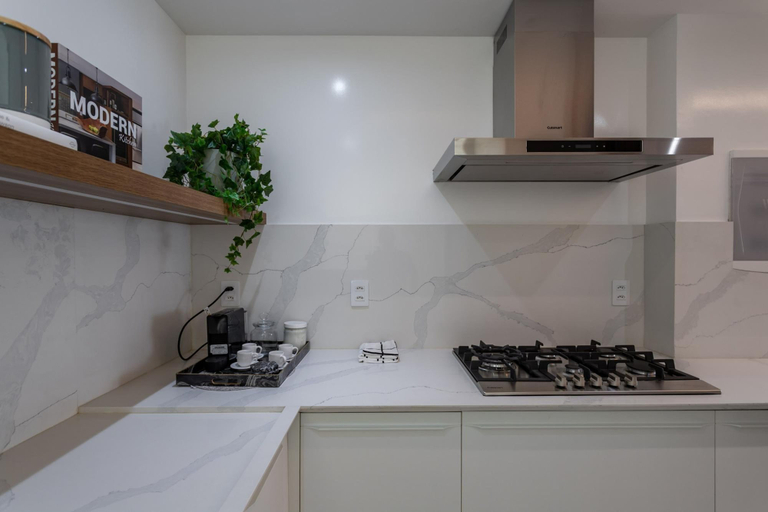 Room 2, 5 Minutes From Ipanema Beach J303, Rio de Janeiro