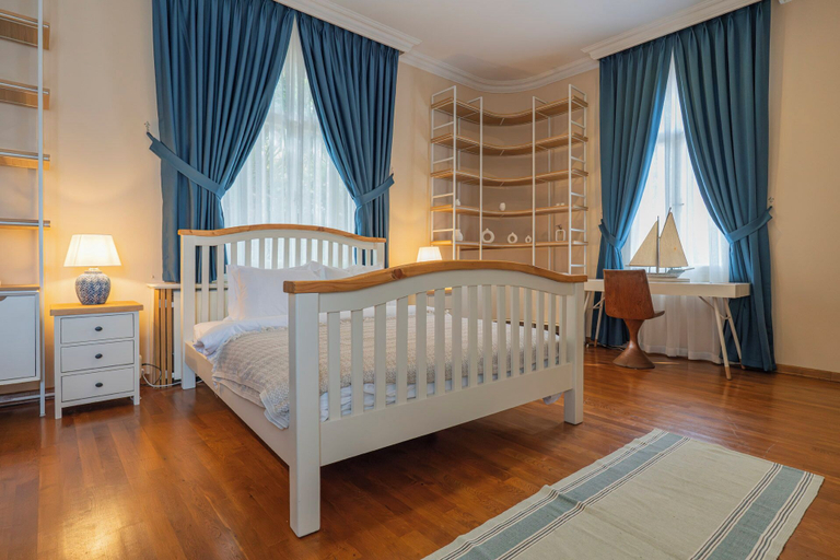 Bedroom 5, Palais Büyükada, Adalar
