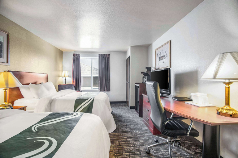 Bedroom 3, Quality Inn Parsons North, Labette