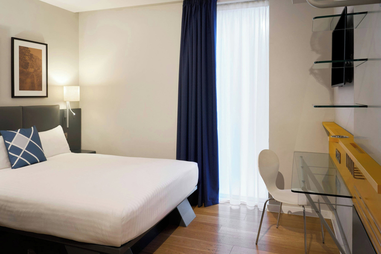 Bedroom 3, Four Points Flex by Sheraton Cardiff, Cardiff