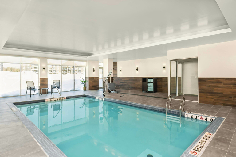 Sport & Beauty 5, Fairfield Inn & Suites Gravenhurst Muskoka, Muskoka