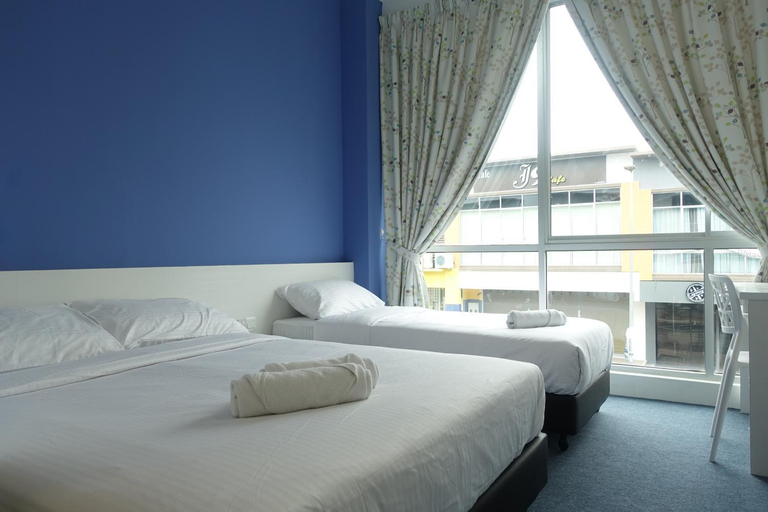 Bedroom 3, Lodge 10 Hotel, Seremban