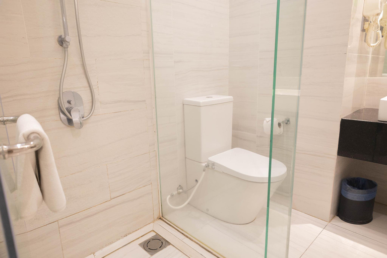 Bathroom 17