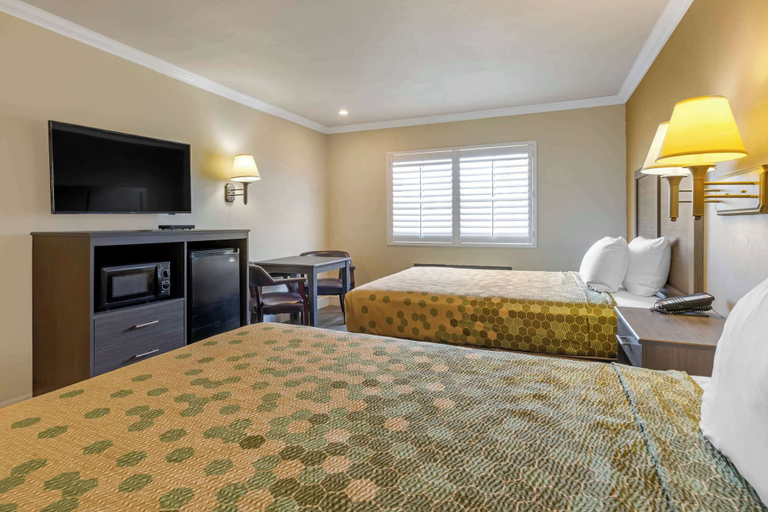 Bedroom 2, Econo Lodge Moreno Valley, Riverside