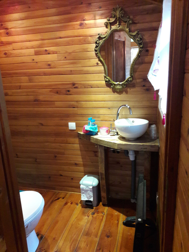 Bathroom 4, Roulotte la Verdine, Aisne