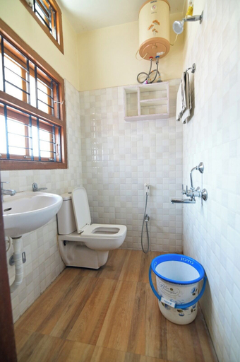 Bathroom 3, Joyable Homestay Near Sankardev Netralay, Kamrup Metropolitan