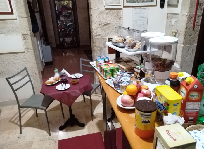 Food & Drinks 5, Holiday Residence, Bari