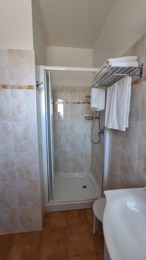 Bathroom, Hotel Massimo, Ravenna