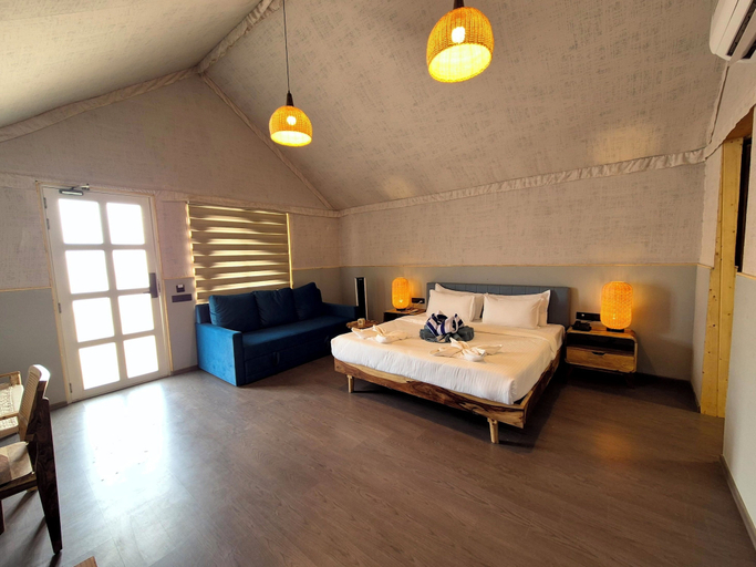 Bedroom 2, Praveg Beach Resort Nagoa Beach Diu, Diu
