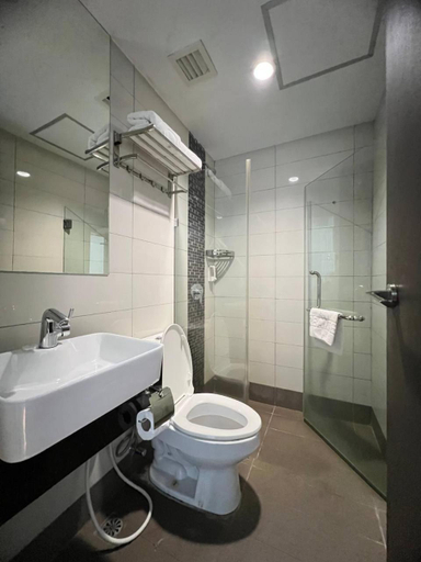 Bathroom 3