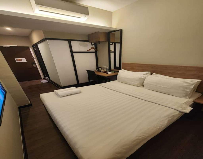 Bedroom 24