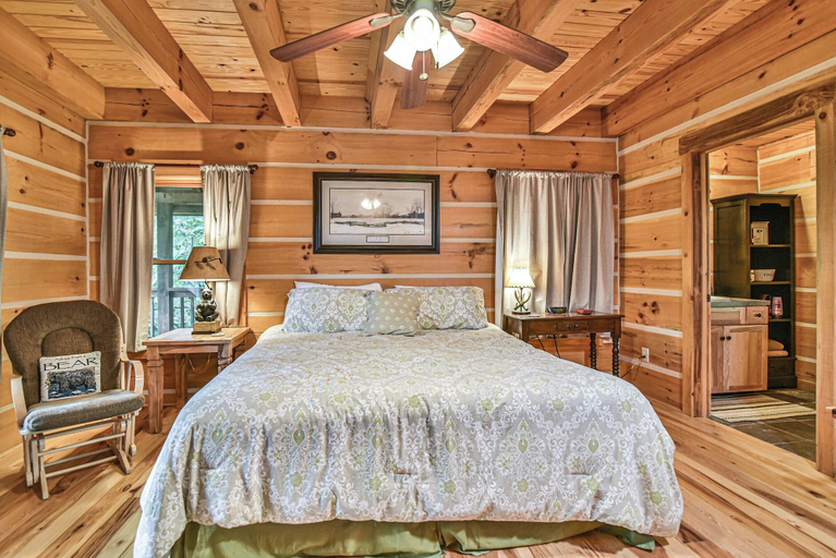 Bedroom 3, Bair Necessities relaxing Cabin, McDowell