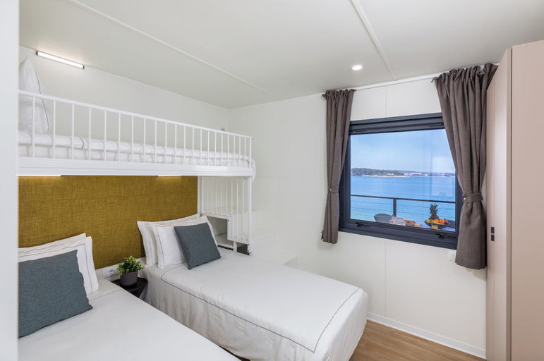 Bedroom 3, Arena Stupice Camping Homes, Premantura