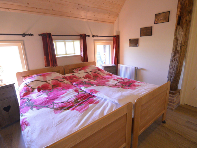Bedroom 2, Farmhouse in Geesteren near Forests, Borculo