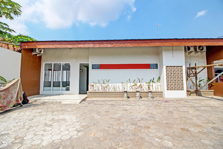 Others 2, Hotel O Pacar Guesthouse, Pekalongan