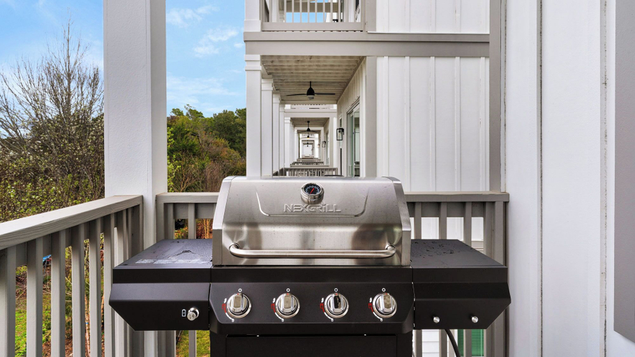 Food & Drinks, Inlet Beach Retreat With Rooftop Views, 4 Bikes + Free Attraction Tickets!, Walton