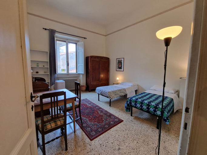 Room 2, Pandolfini 11 in Firenze, Florence