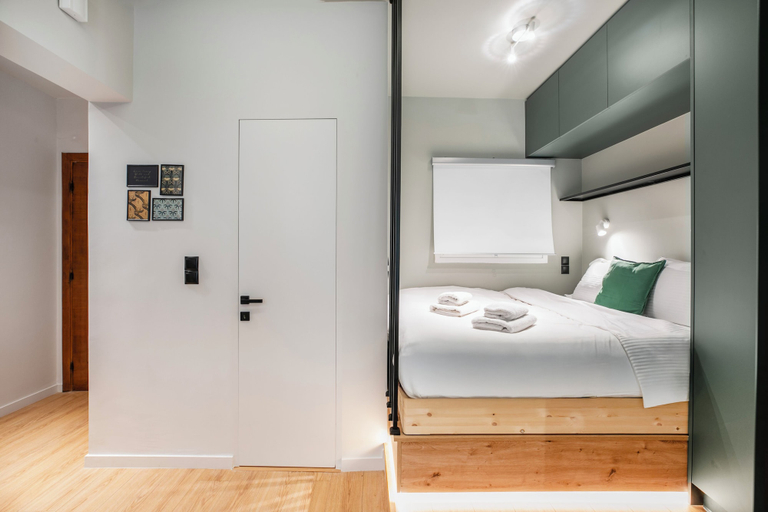 Bedroom 3, Lyndon Deluxe Studio Athens Escape, Attica