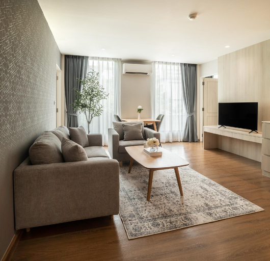 Others 2, Lucky Hotel Bangkok, Sukhumvit 26, Khlong Toey