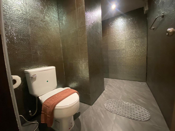 Bathroom 4, S3 Huahin Hotel, Hua Hin