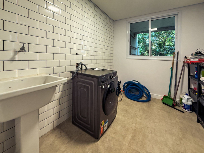 Bathroom 3, Luxo e segurança - 30 minutos de SP, Carapicuíba
