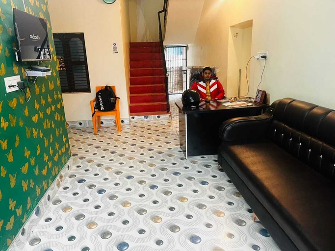 Others 5, Rathore Guest House, Faizabad